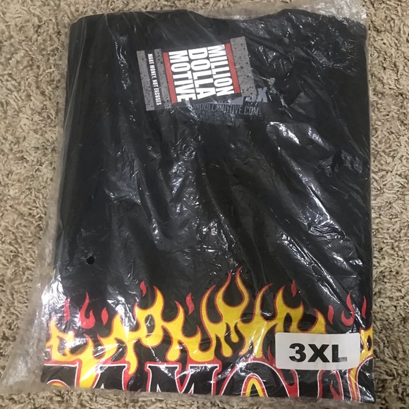 Million Dolla Motive Famous Coming Soon T-Shirt - Picture 2 of 2